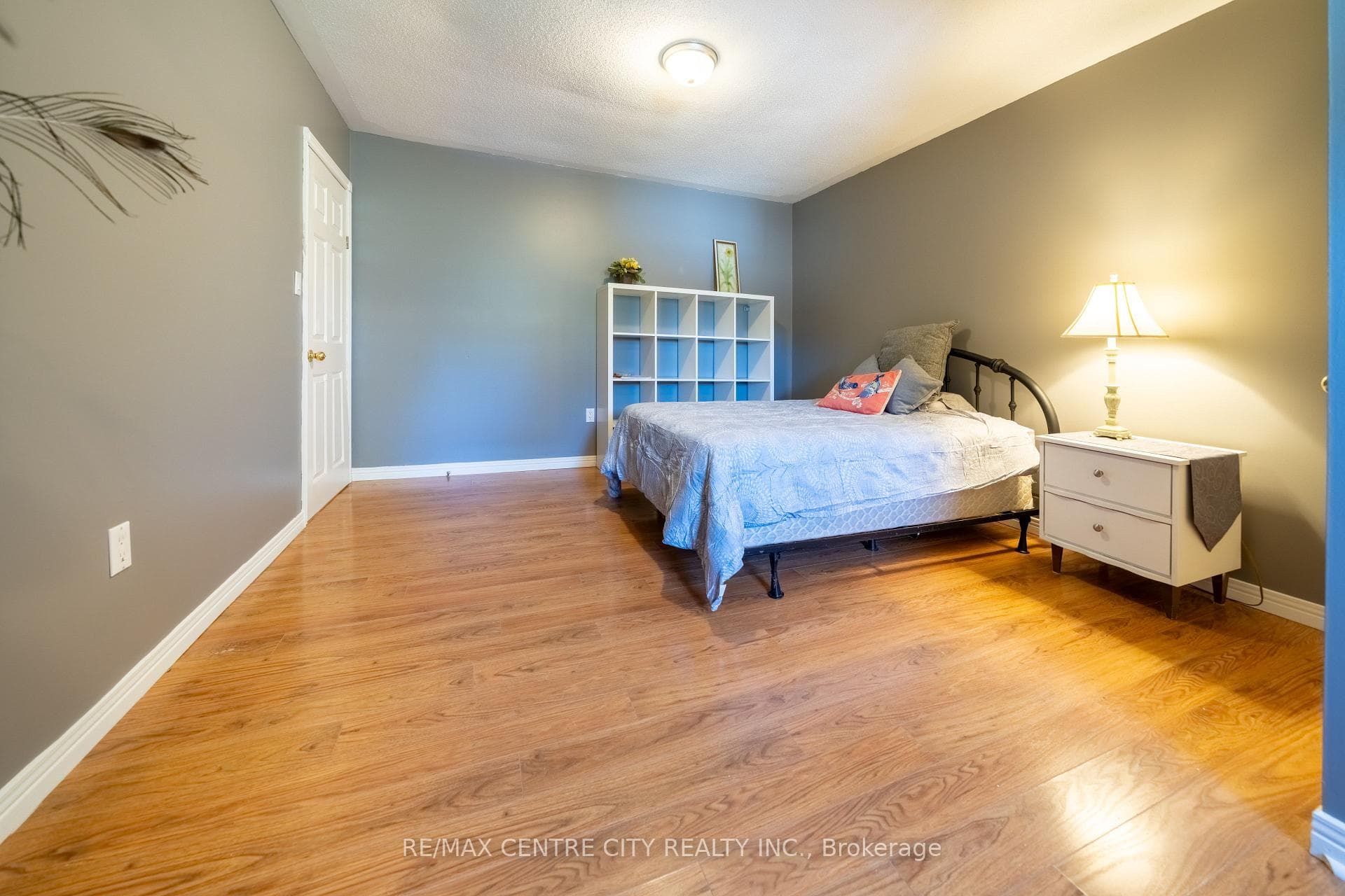176 Eastman Avenue photo 35