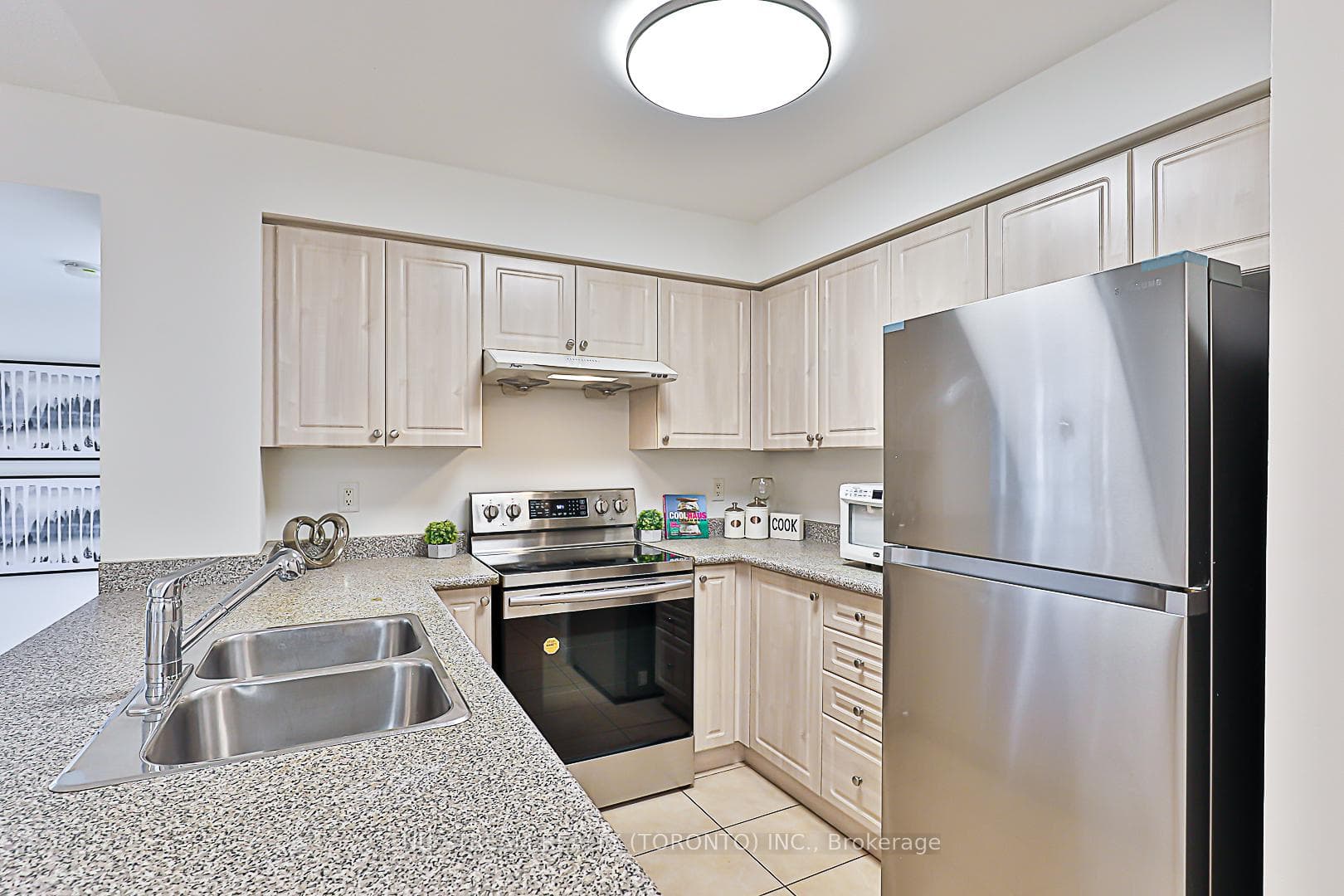 153 Beecroft Road Unit 1201 photo 10