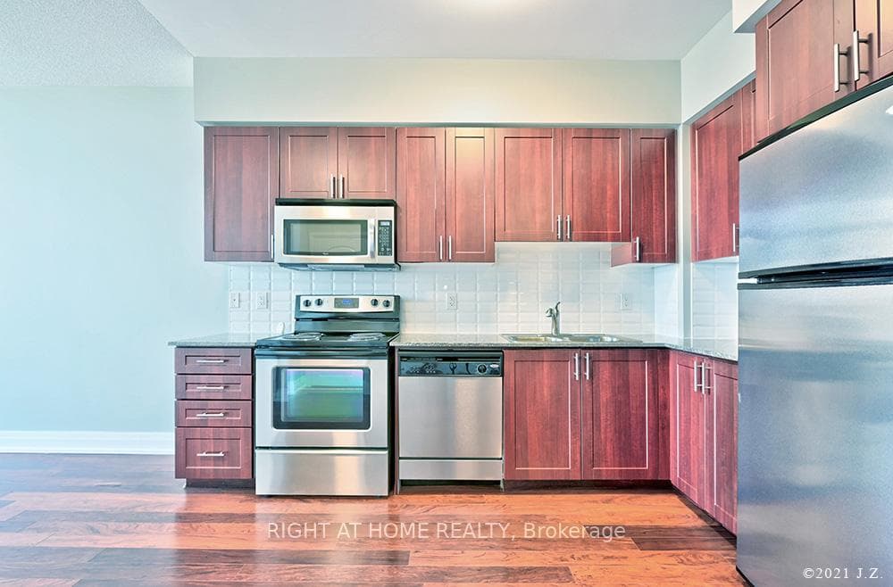 1 De Boers Drive Unit Ph06 photo 10