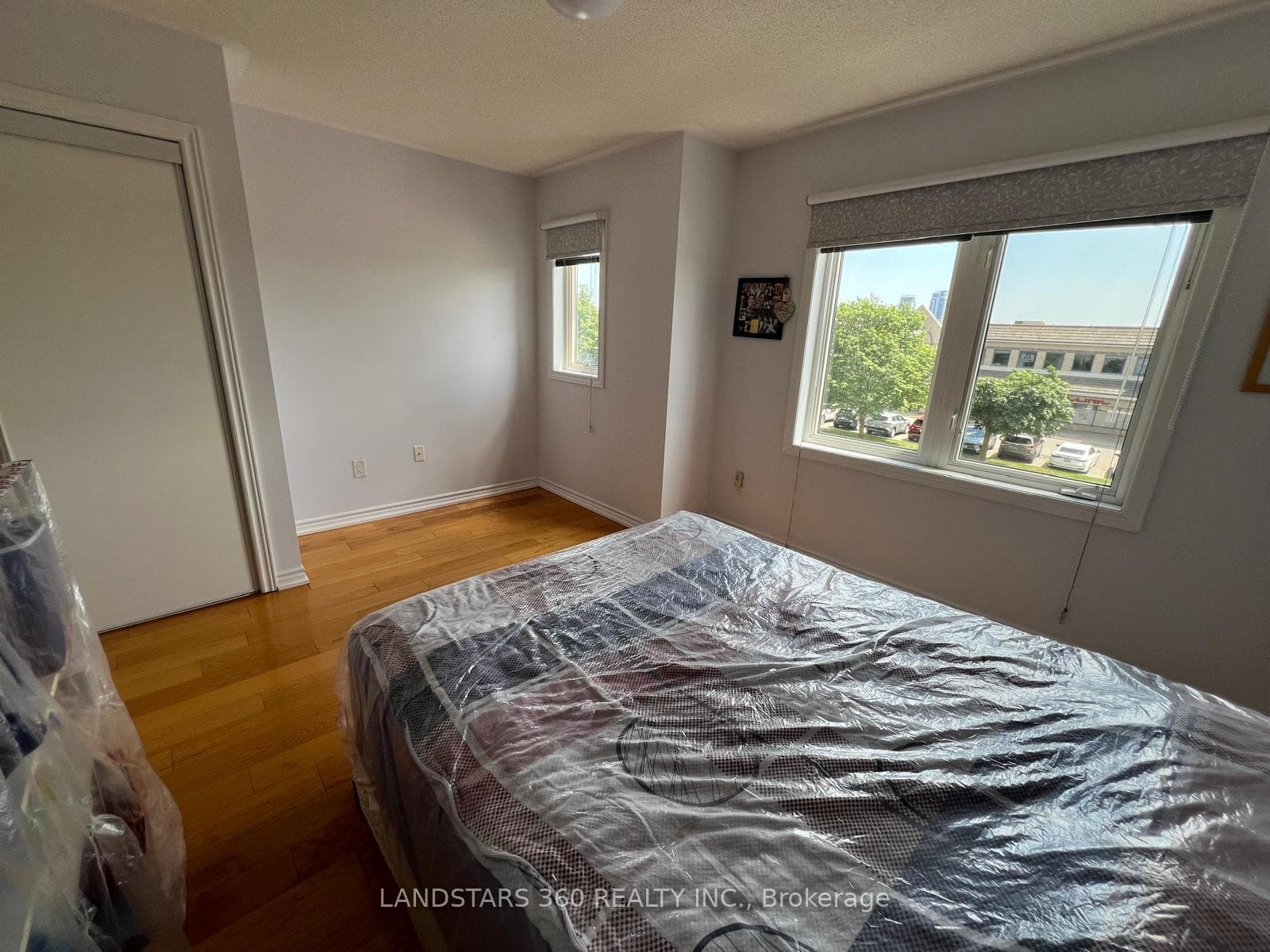 9133 Bayview Avenue Unit 82 photo 22