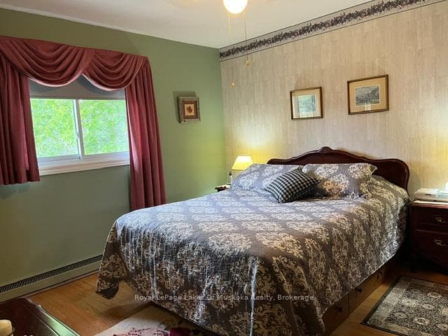 25 Fitz Avenue photo 11