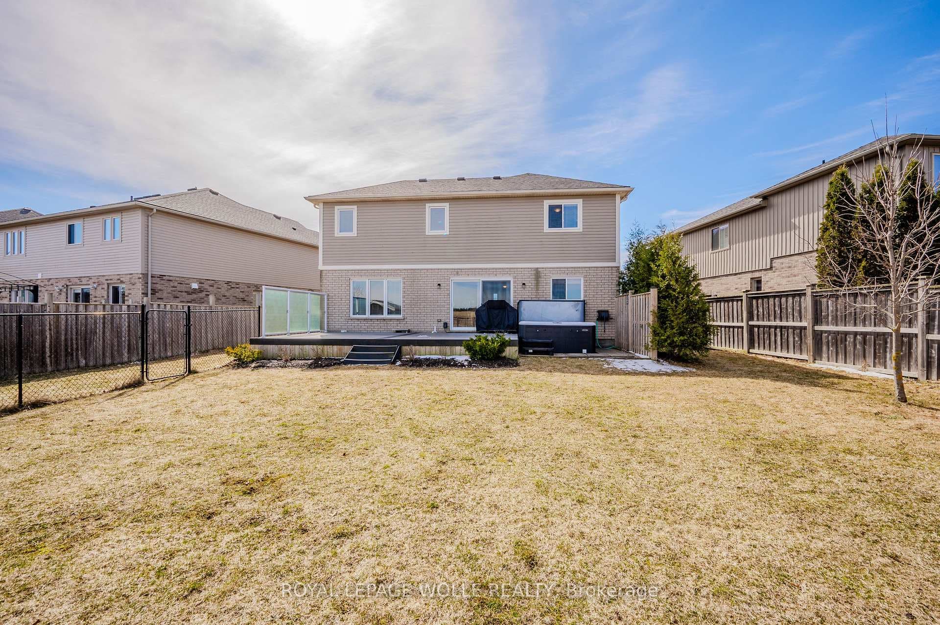 65 Goldschmidt Crescent photo 41
