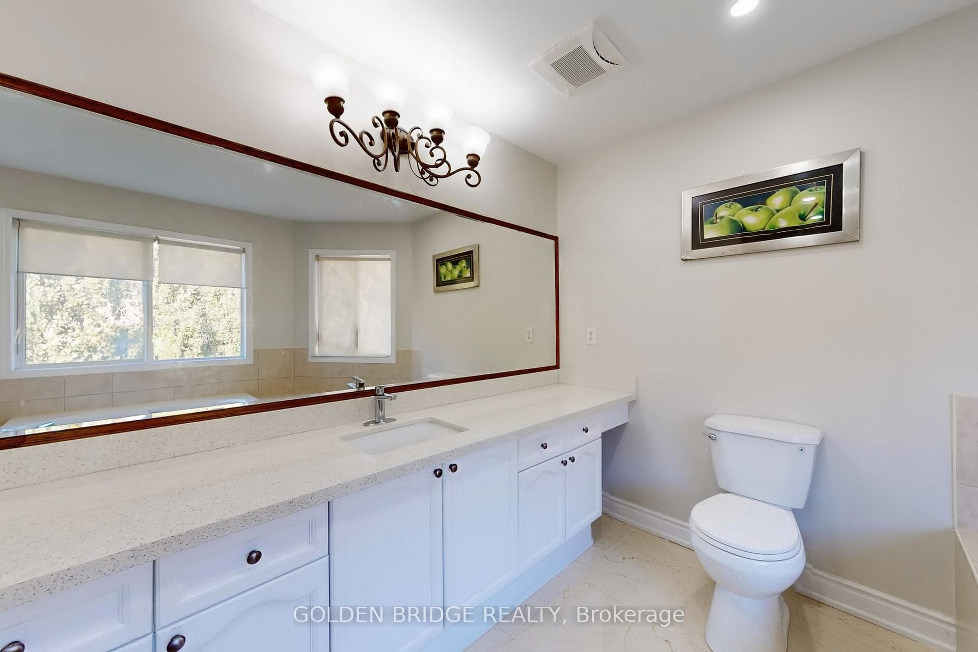 158 Worthington Avenue photo 19