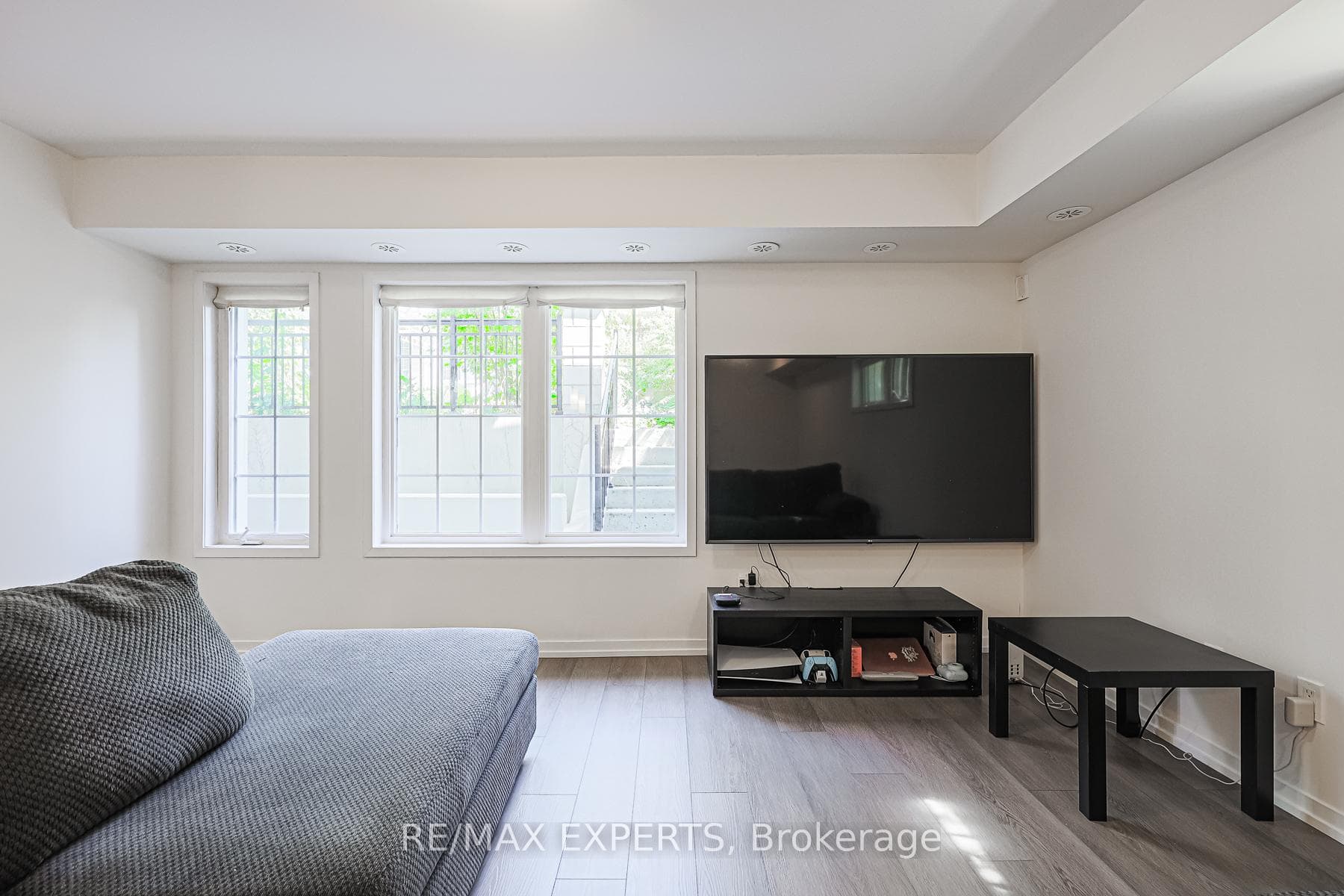 26 Bruce Street Unit B11 photo 18