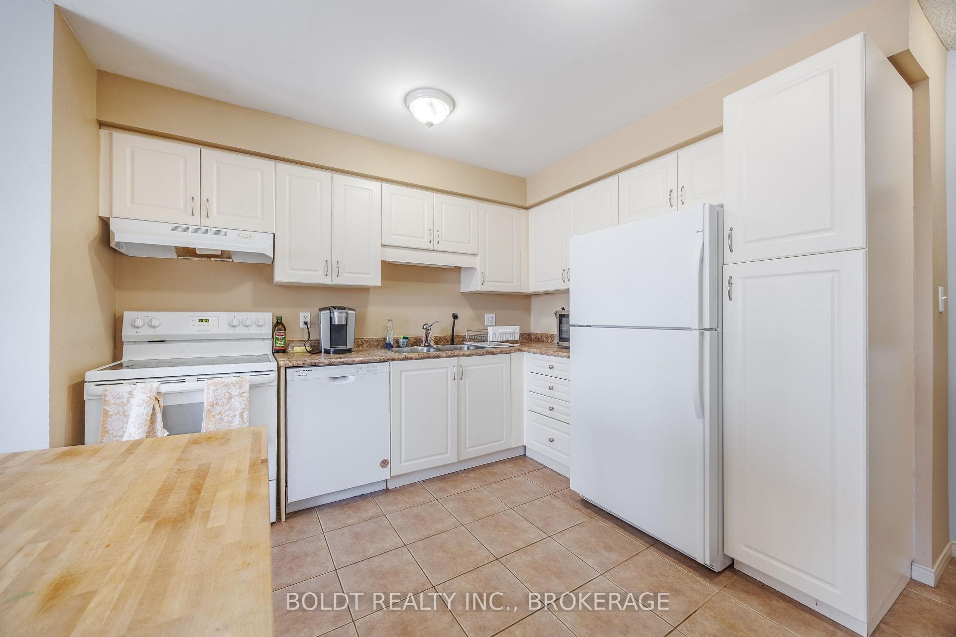 1155 Gordon Street Unit 102 photo 5
