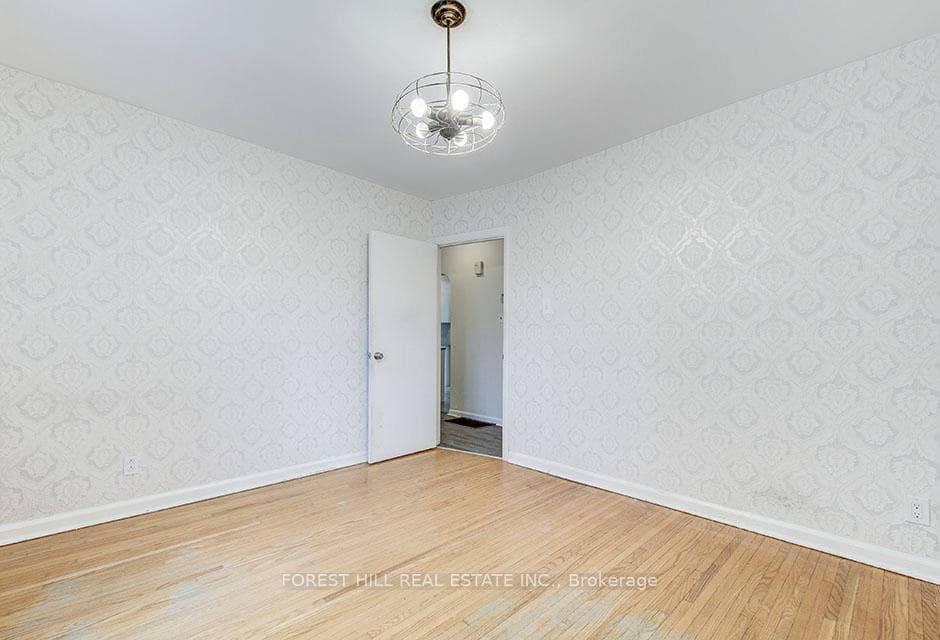123 Bevdale Road photo 10
