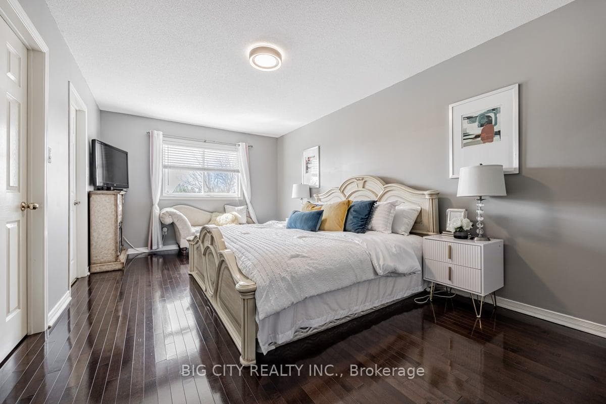 691 Sunbird Trail photo 15