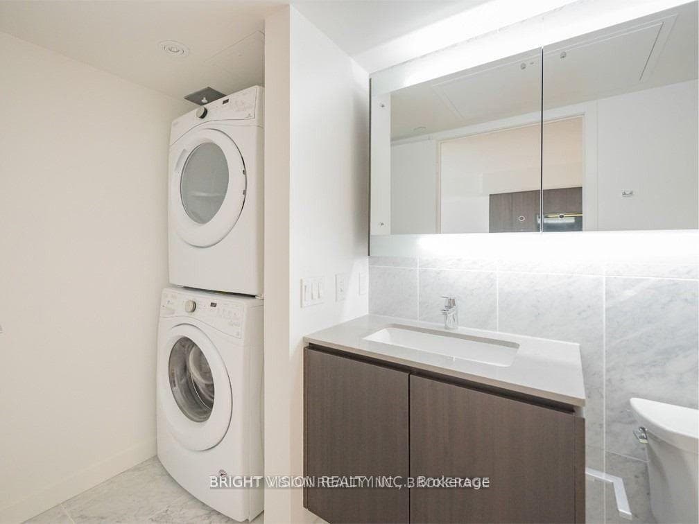 70 Queens Wharf Road Unit 2007 photo 9