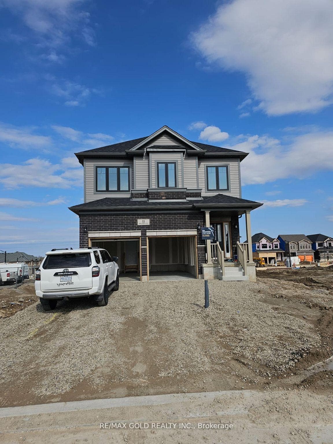 11 Broadacre Drive photo 1