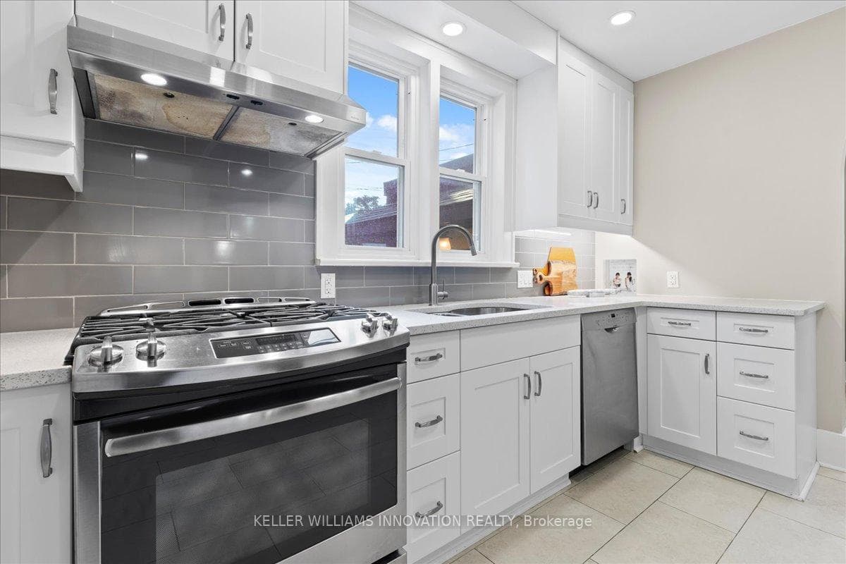 19 Homewood Avenue photo 14