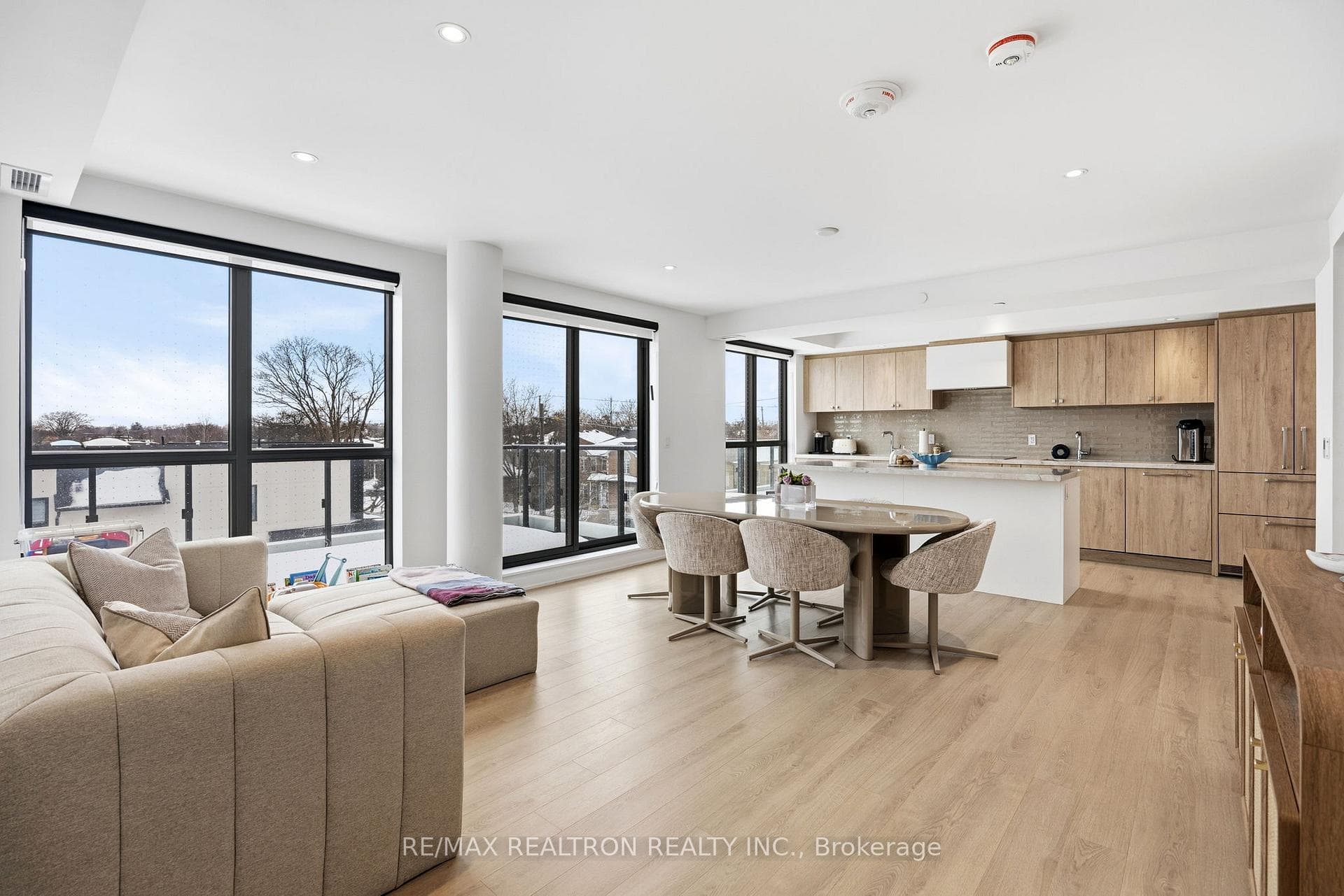 505 Glencairn Avenue Unit 303 photo 3
