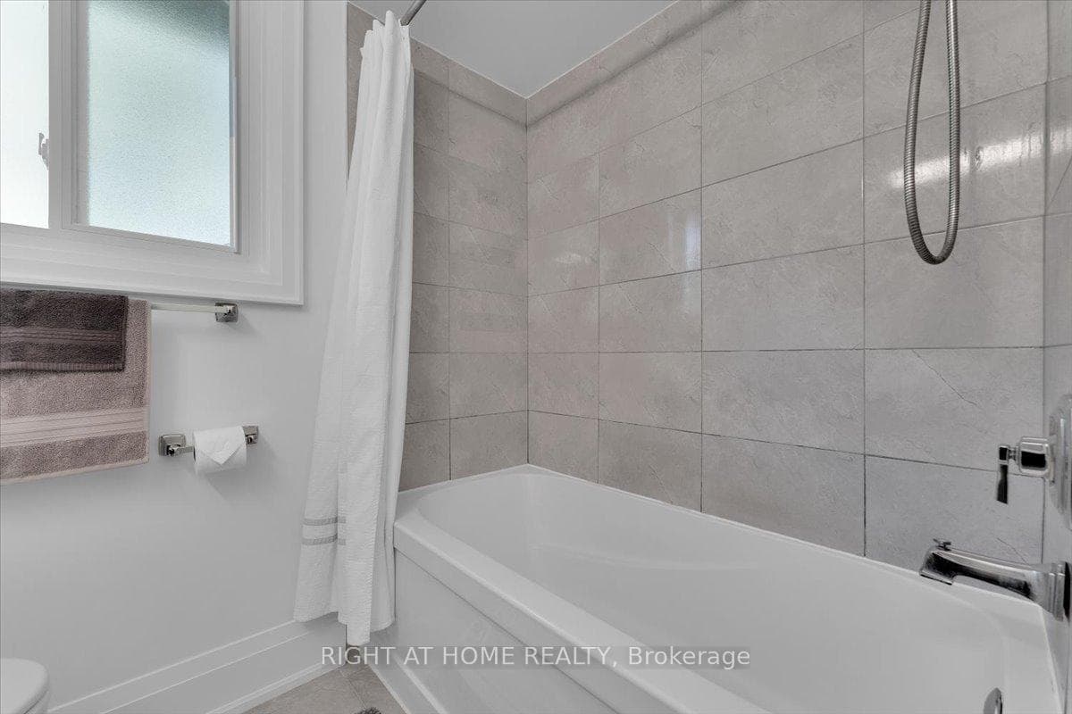 1108 Kipling Avenue photo 23