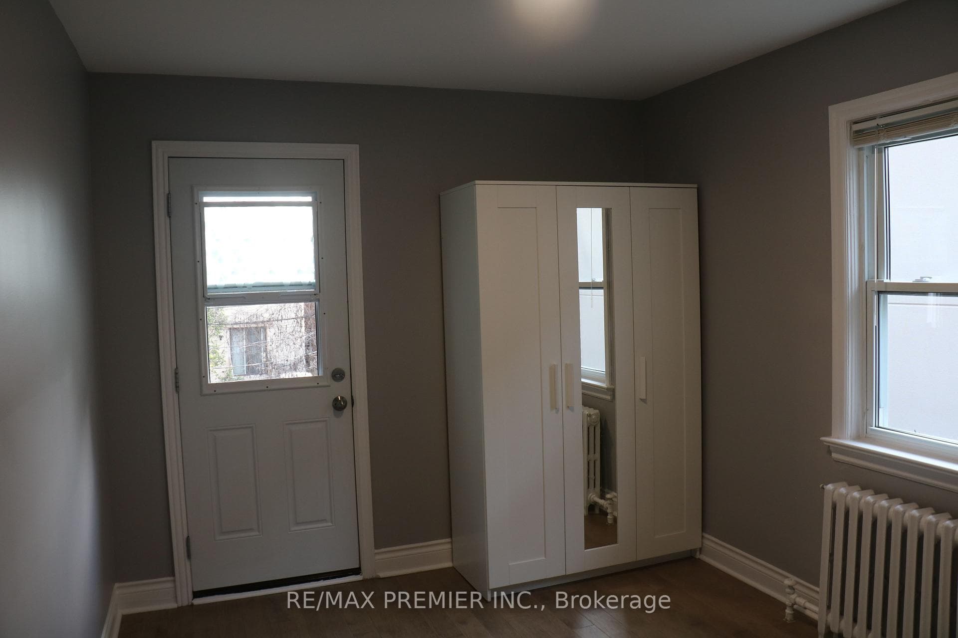 9 Bracebridge Avenue Unit UPPER photo 12
