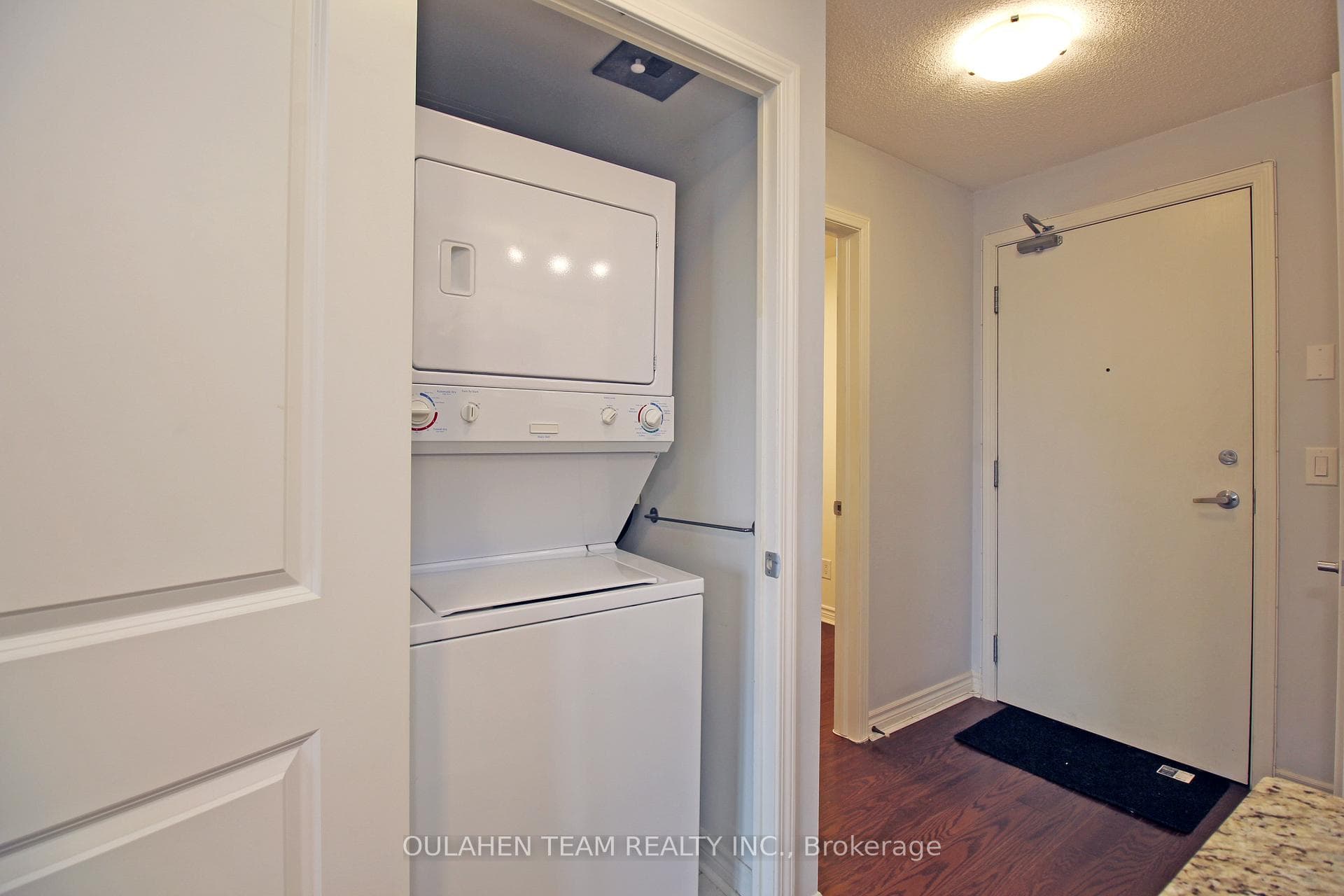 27 Rean Drive Unit 515 photo 10