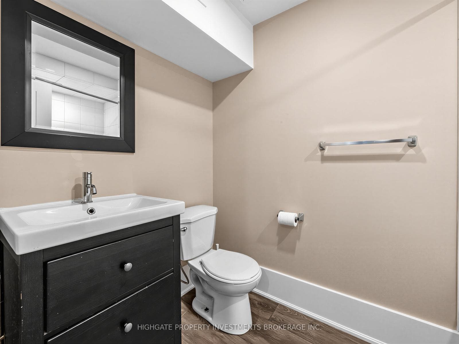 107 Kent Street Unit Upper photo 21