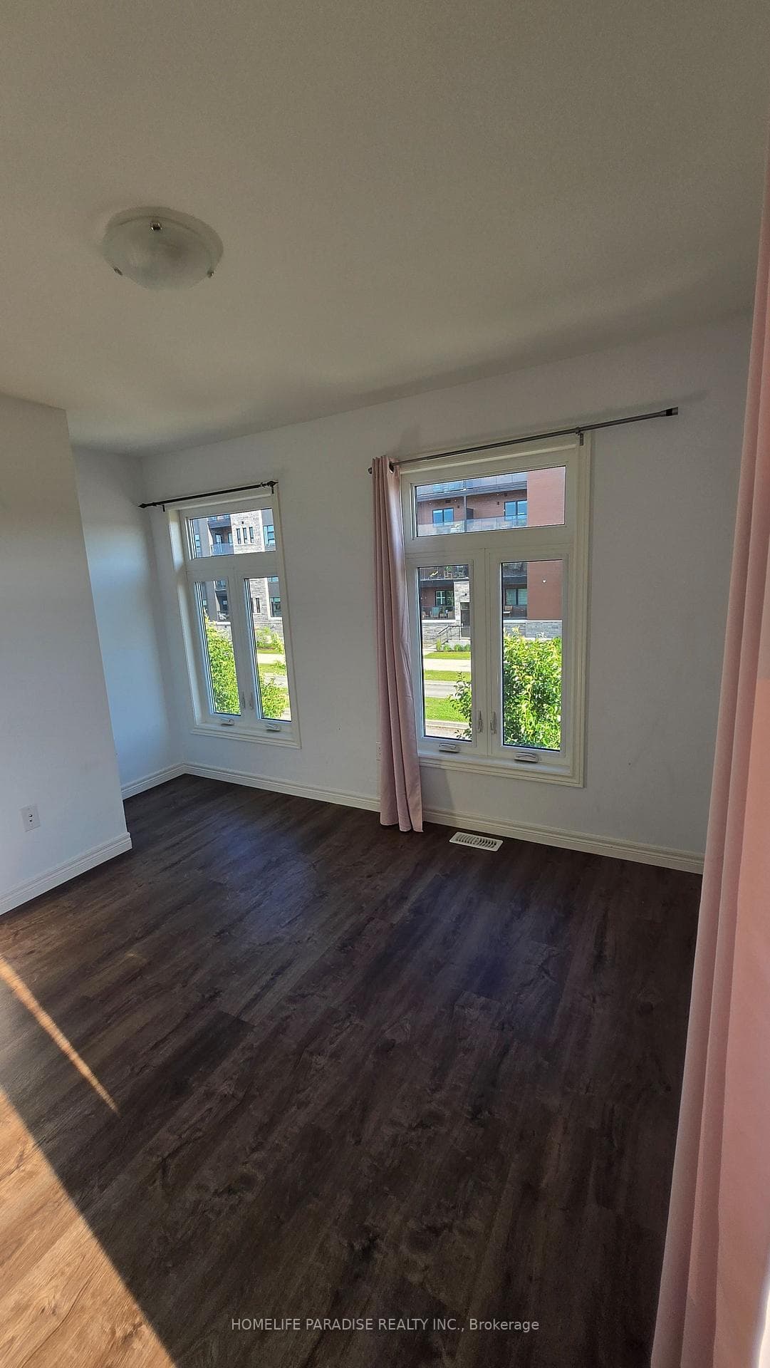 125 Summerside Mews Unit 12 photo 41