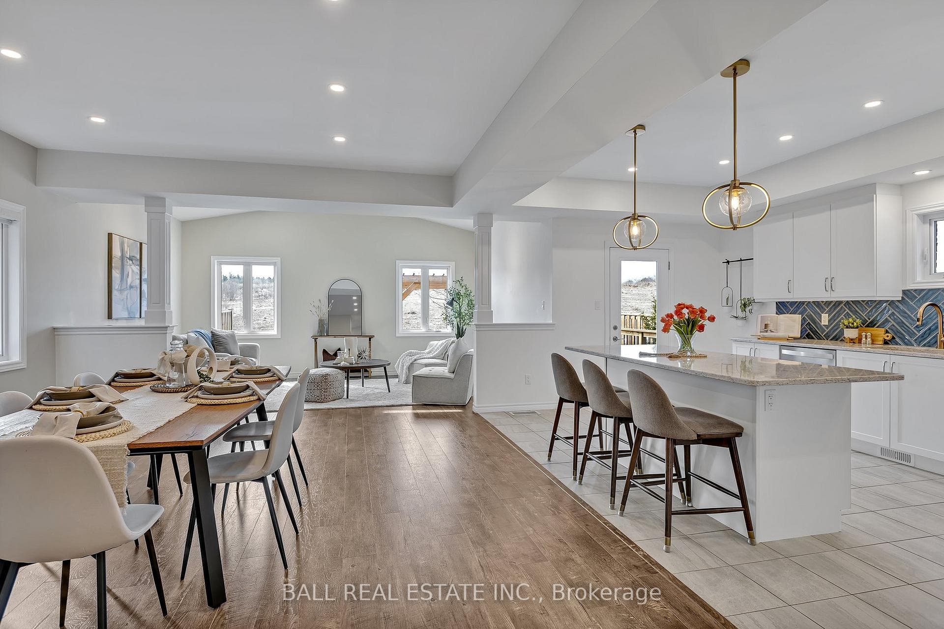 723 Sawmill Road photo 5