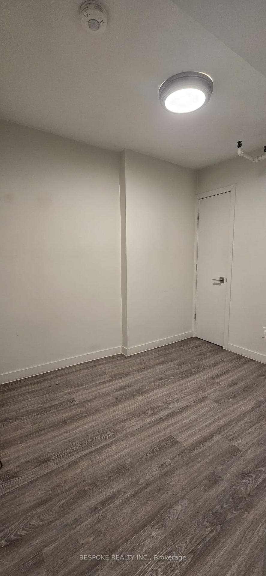 288 EGLINTON Avenue Unit 2 photo 13