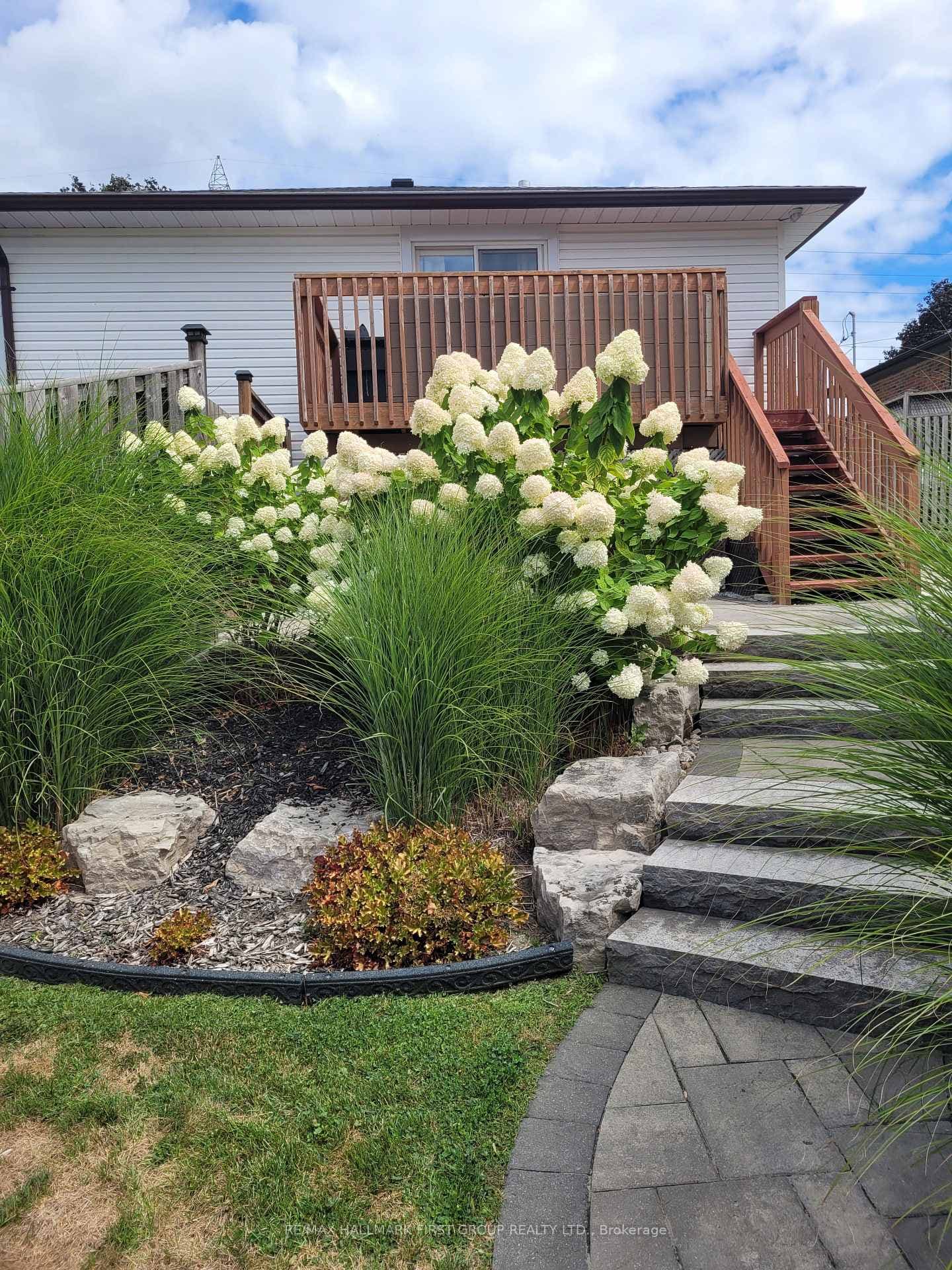 209 Johnson Avenue photo 45