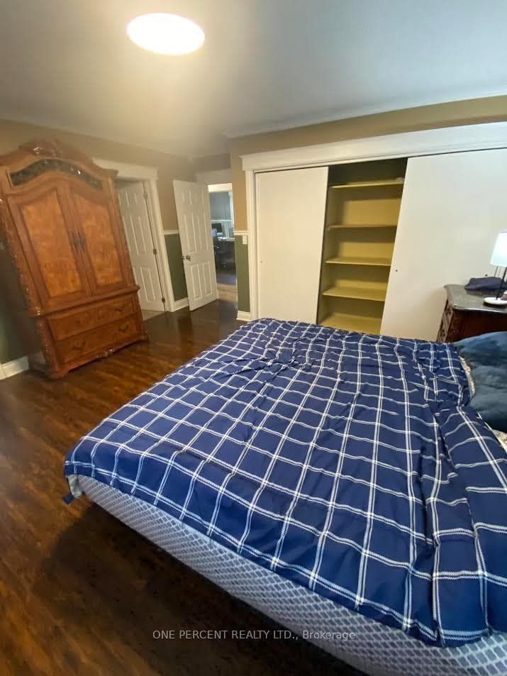 105 Fredrick Street photo 18