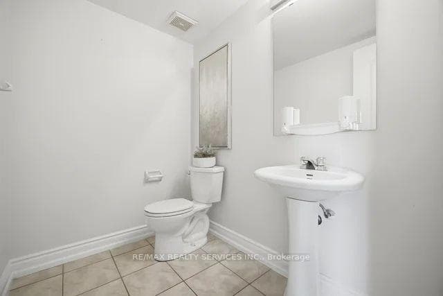 75 Wilmont Court photo 14