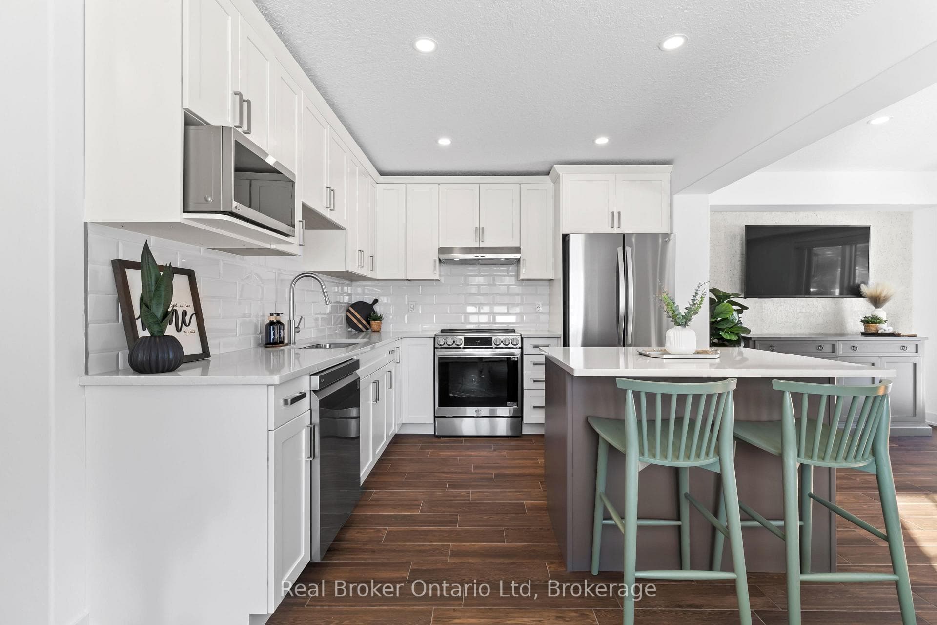 97 Mullin Street photo 9