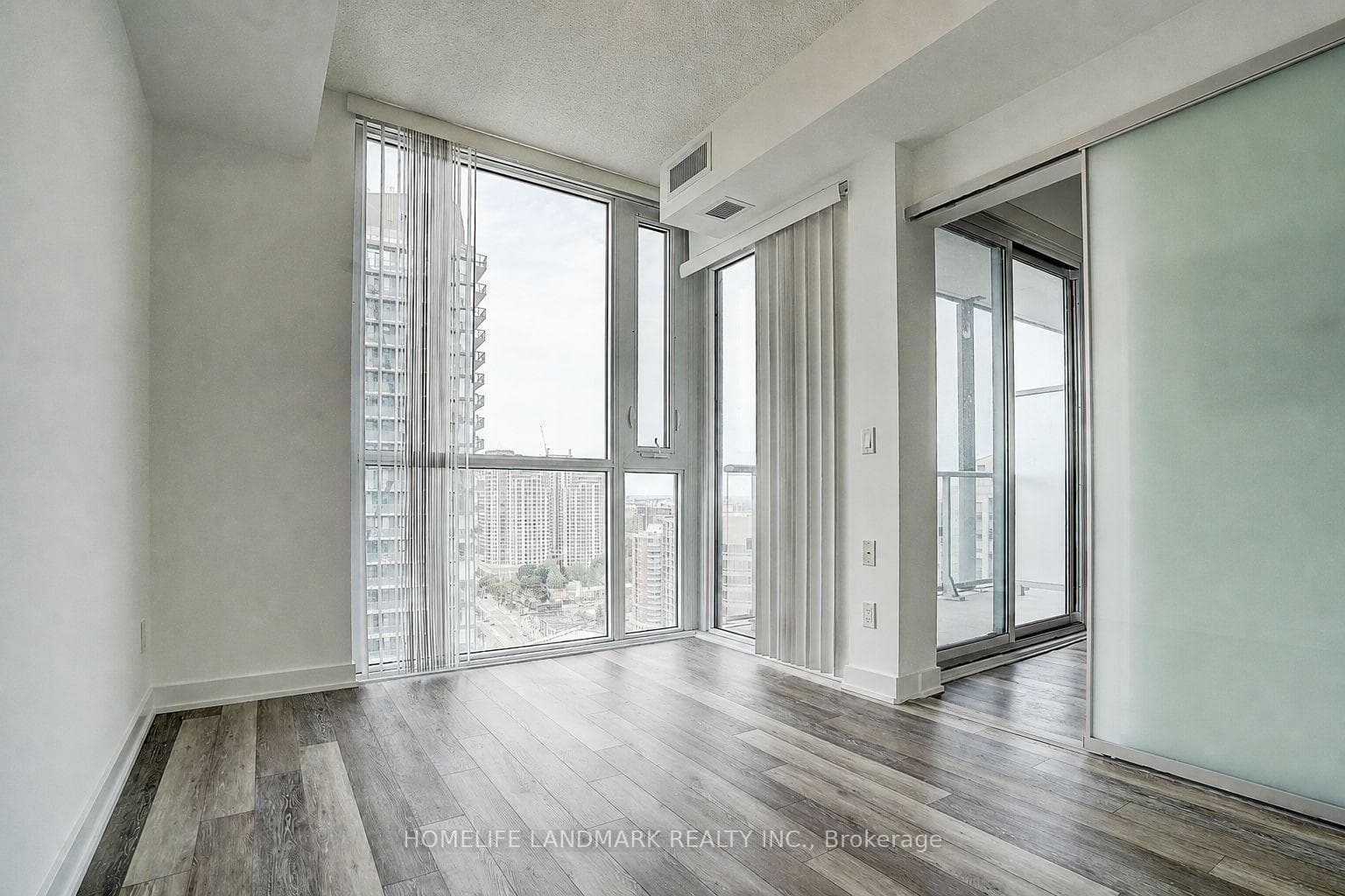 5180 Yonge Street Unit 2002 photo 24