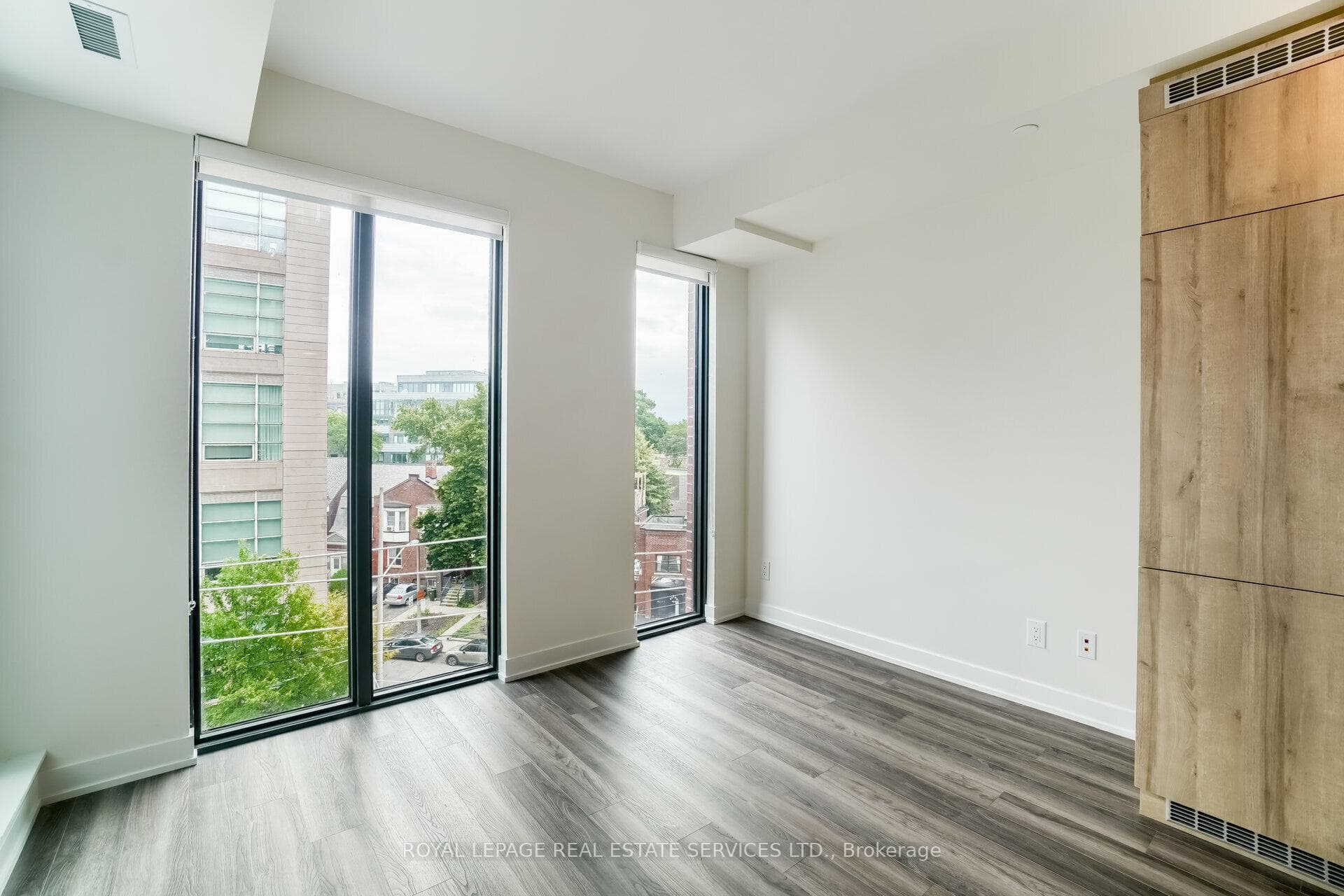 430 Roncesvalles Avenue Unit 504 photo 4