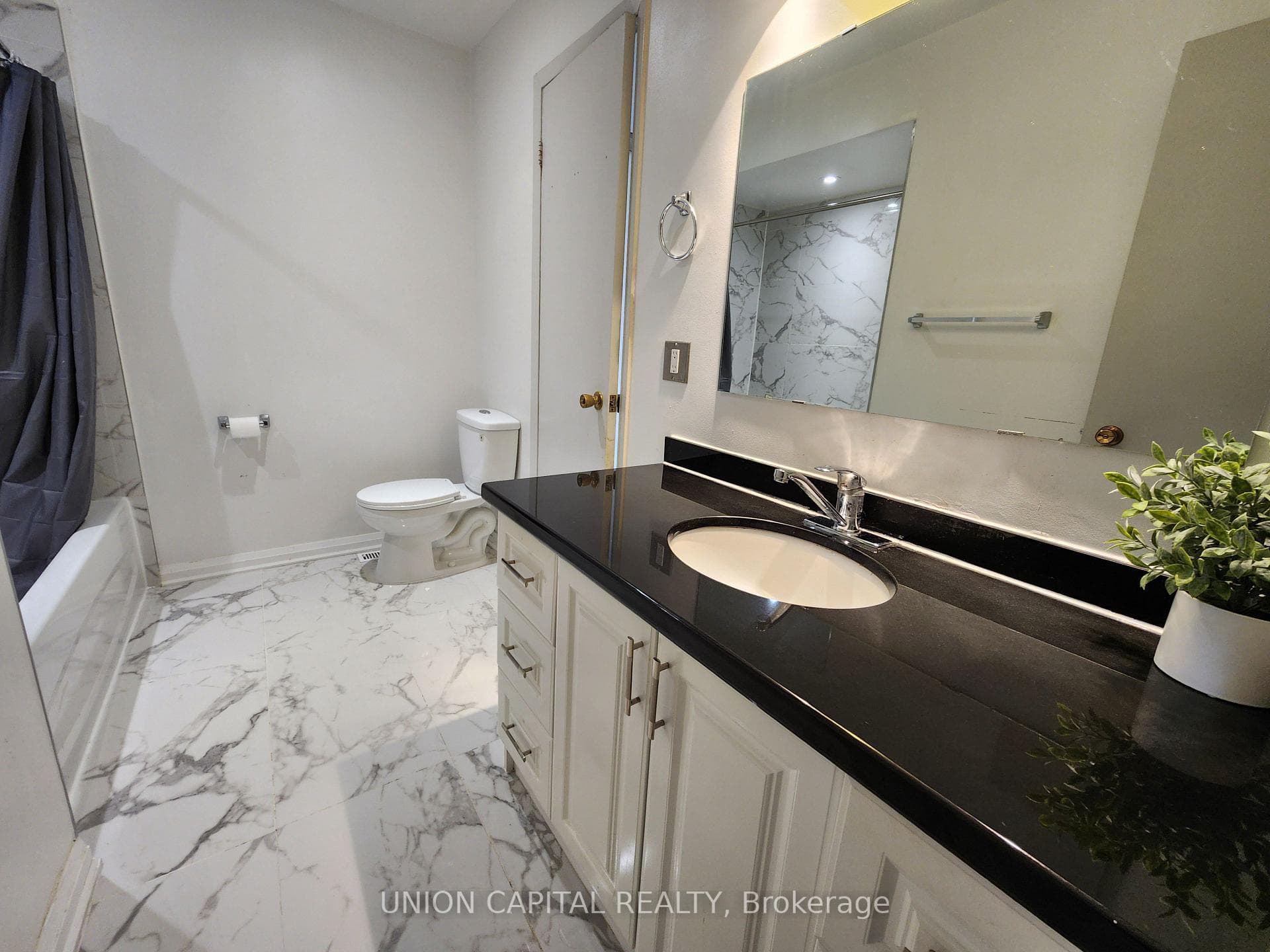 201 Alexmuir Boulevard Unit 80 photo 21