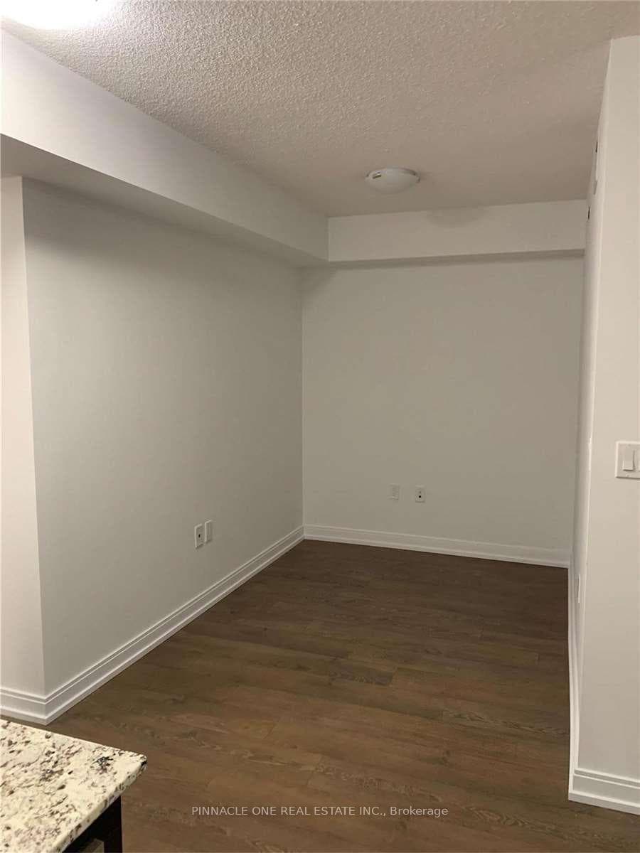 275 Village Green Square Unit 2425 photo 10