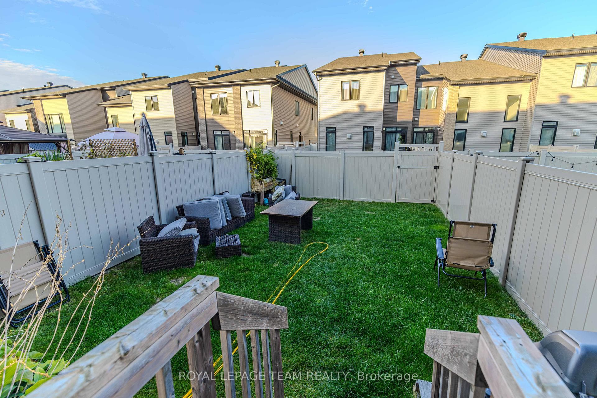 546 Triangle Street photo 33