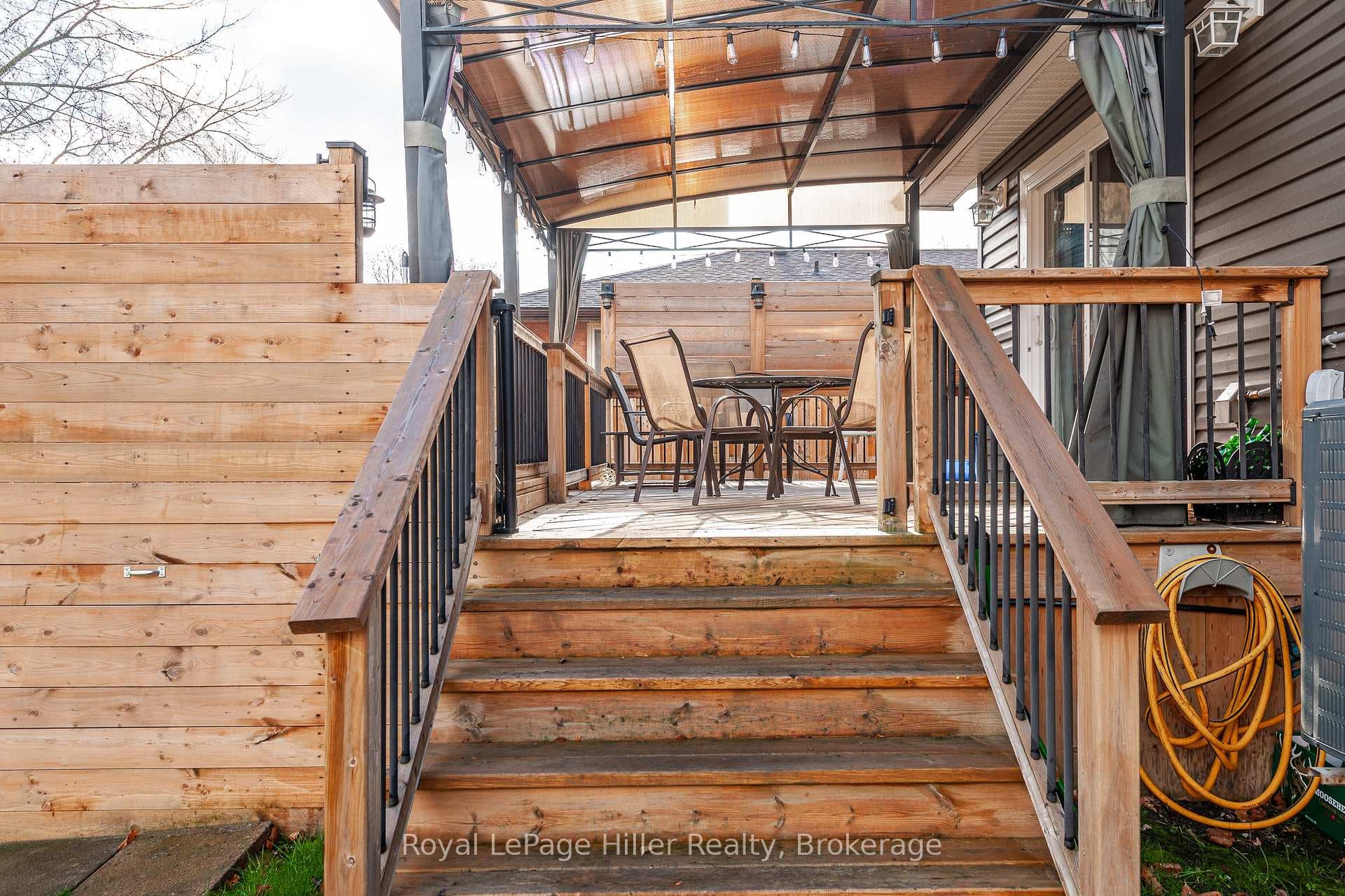 175 McNab Street photo 32