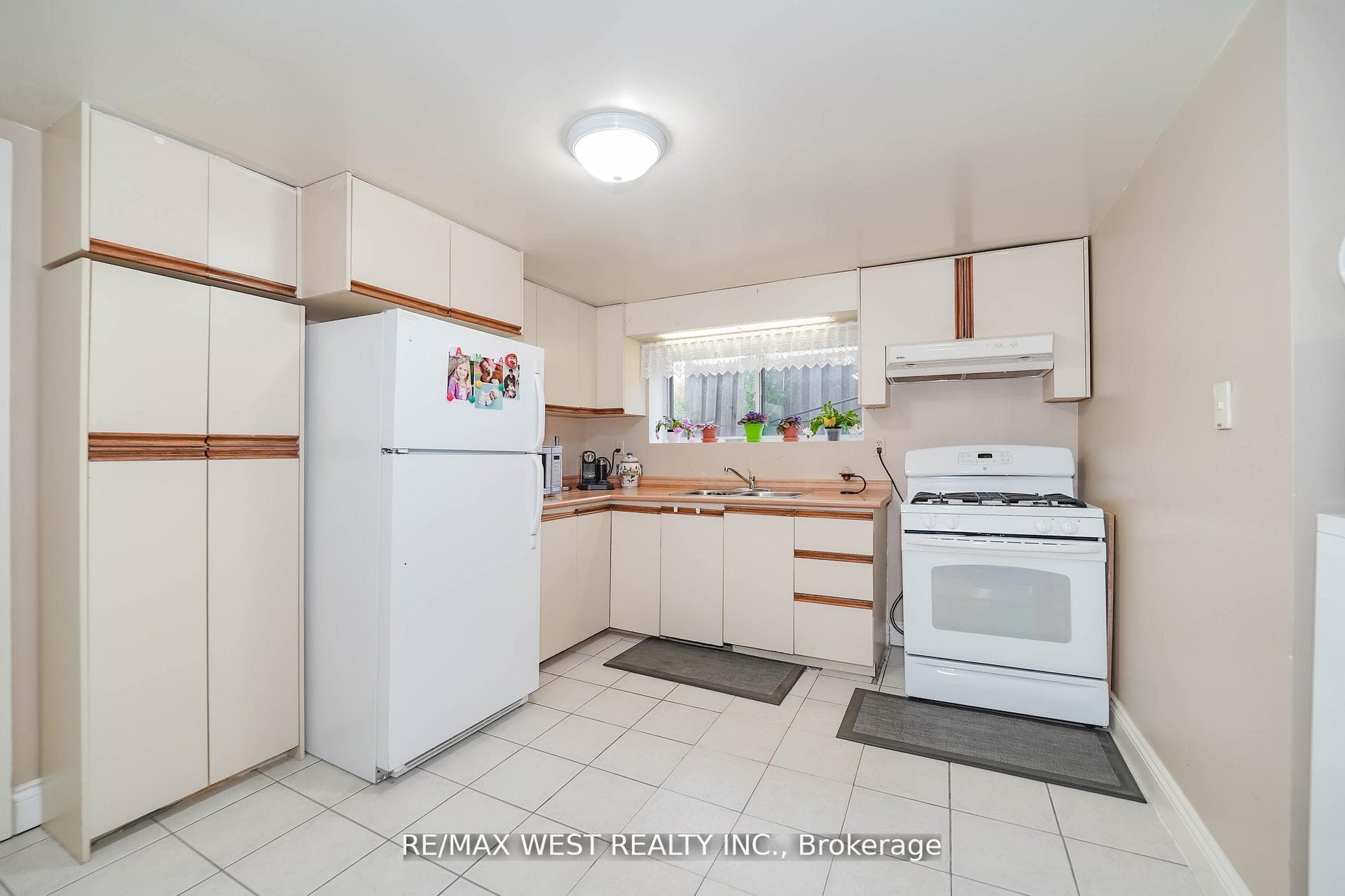 7 Bimini Crescent photo 10