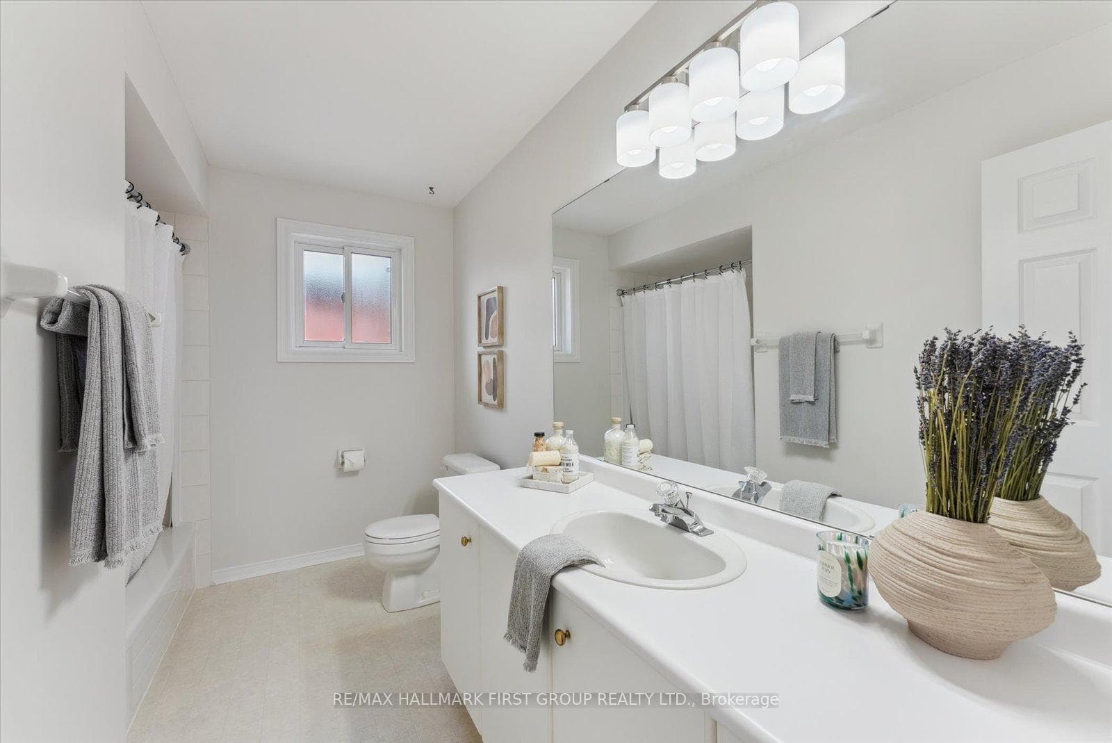 107 Erickson Drive photo 13