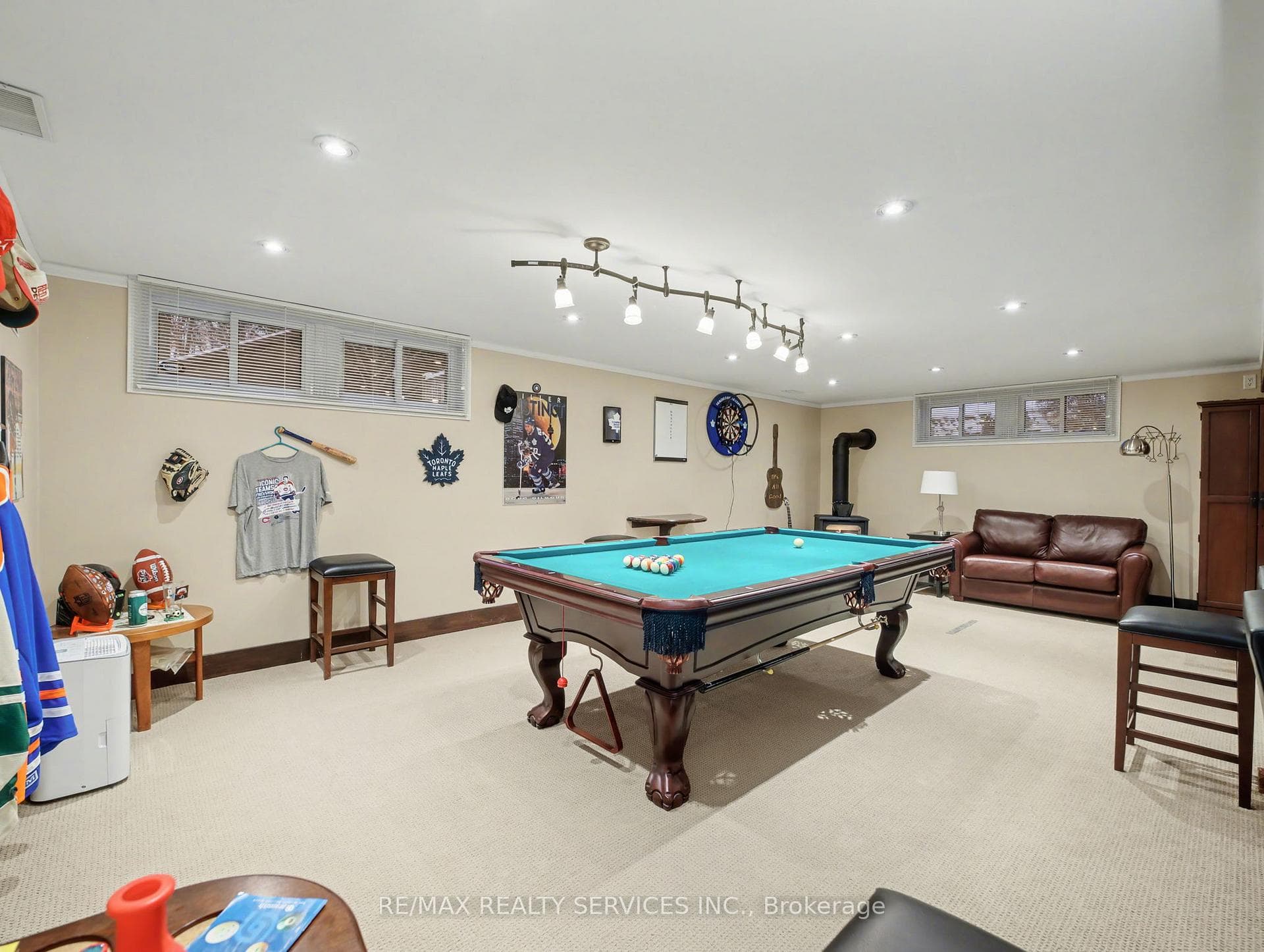 145 Glenforest Road photo 22