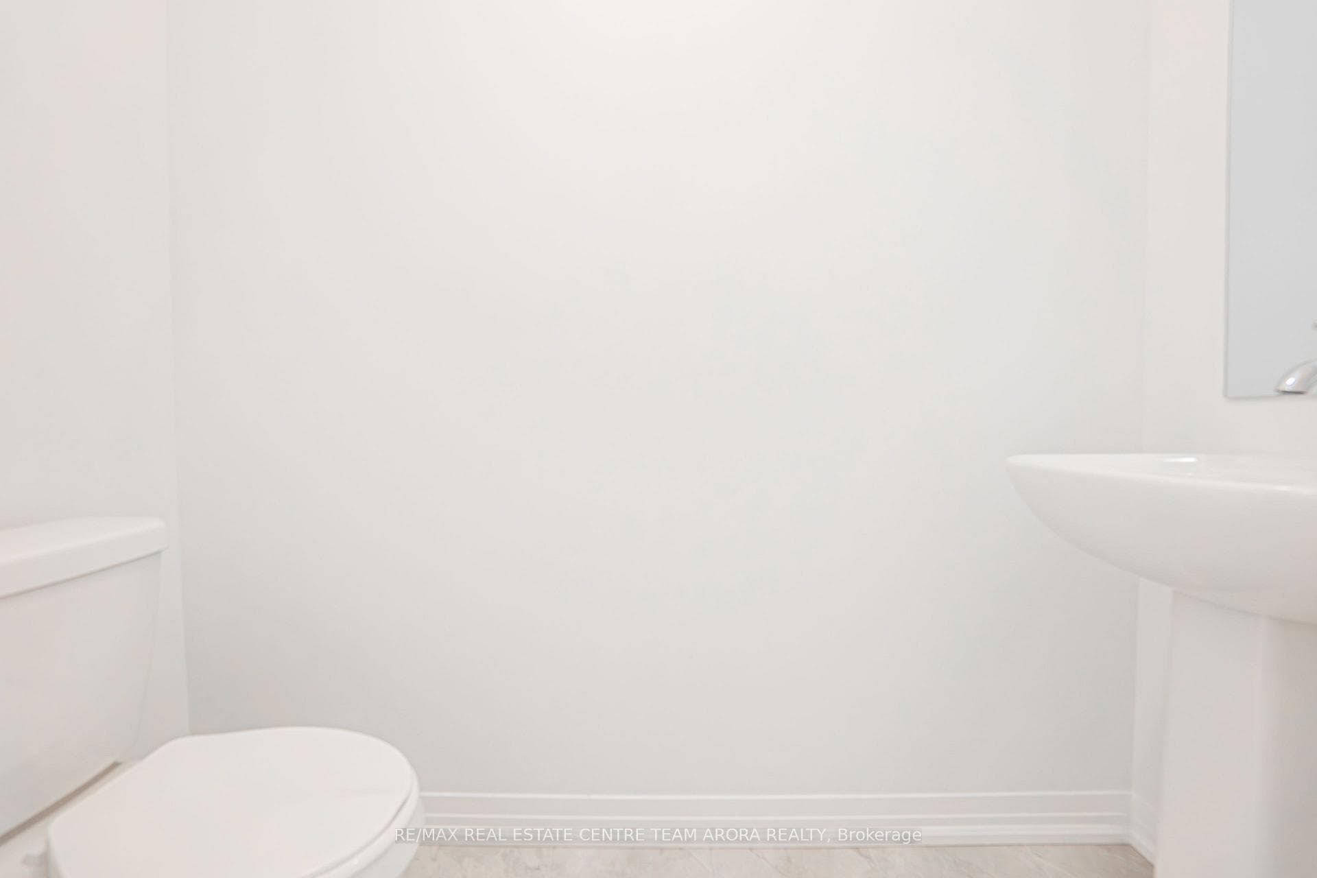15 Blacklock Street Unit 14 photo 31
