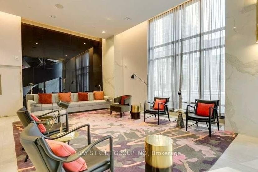 7 Mabelle Avenue Unit 4403 photo 13