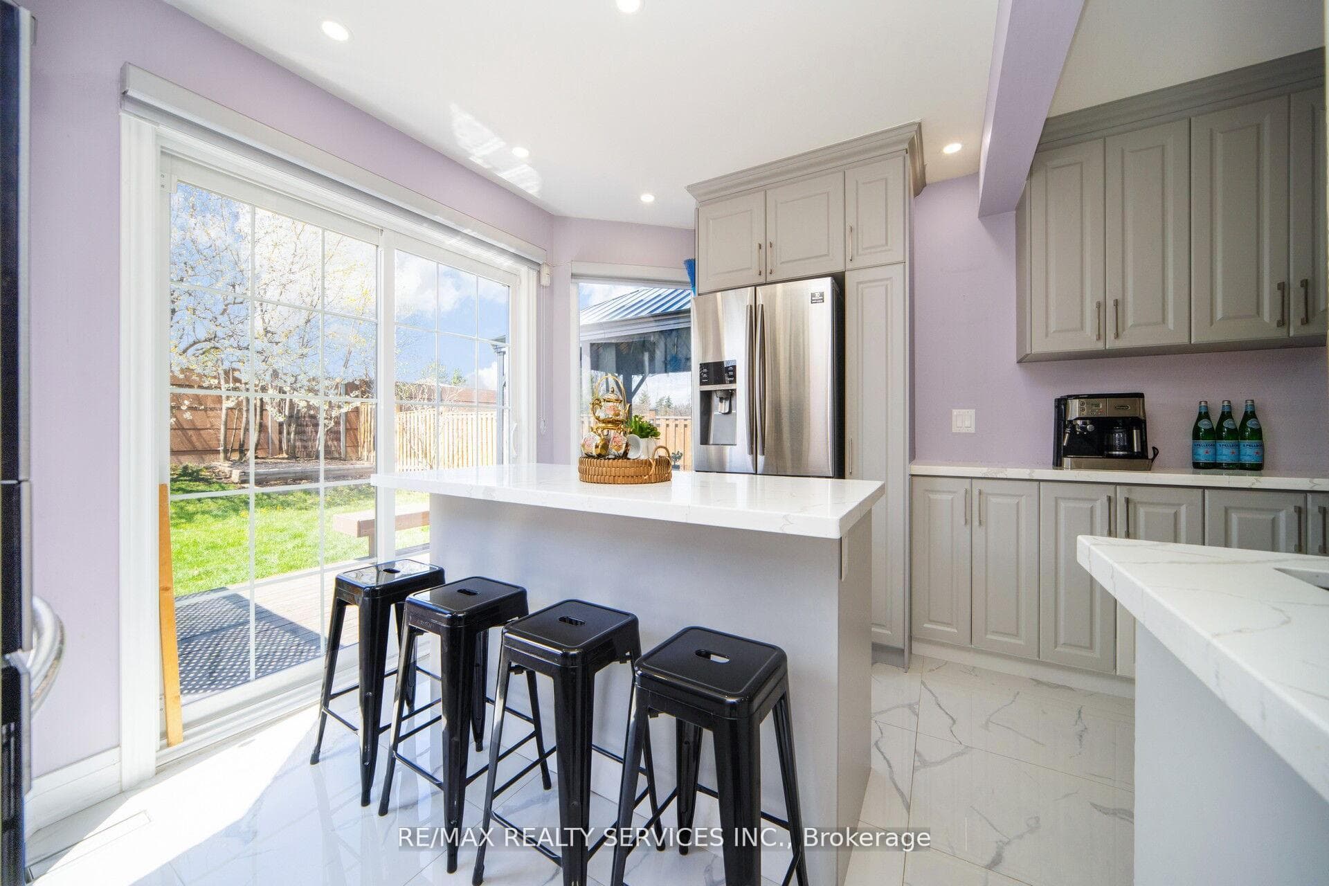 24 Neville Crescent photo 15