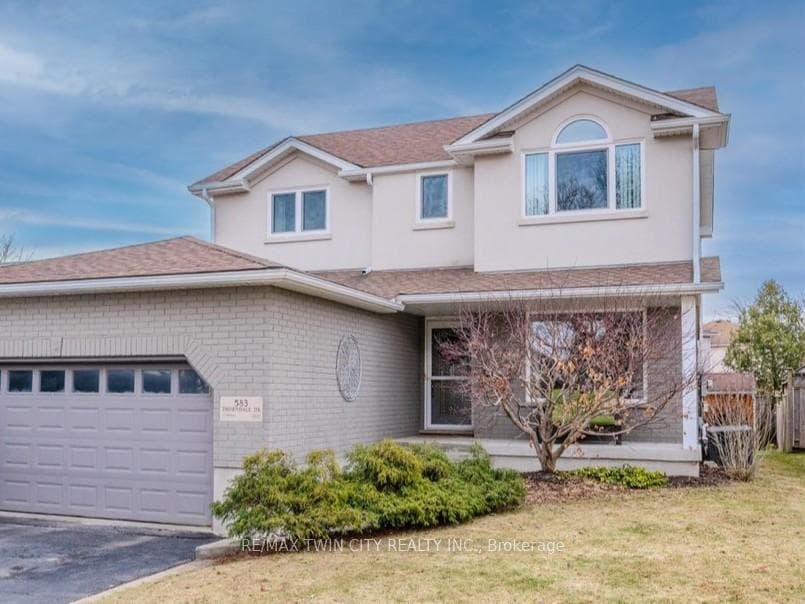 583 THORNDALE Drive photo 2