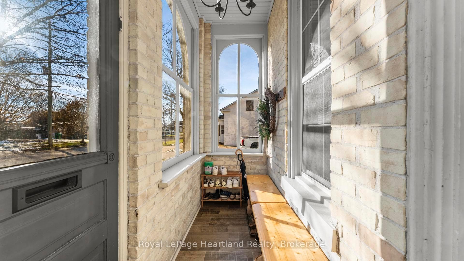 175 St David Street photo 16