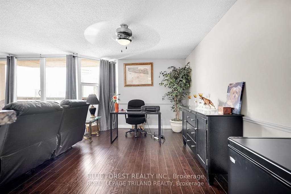 363 Colborne Street Unit 1006 photo 15