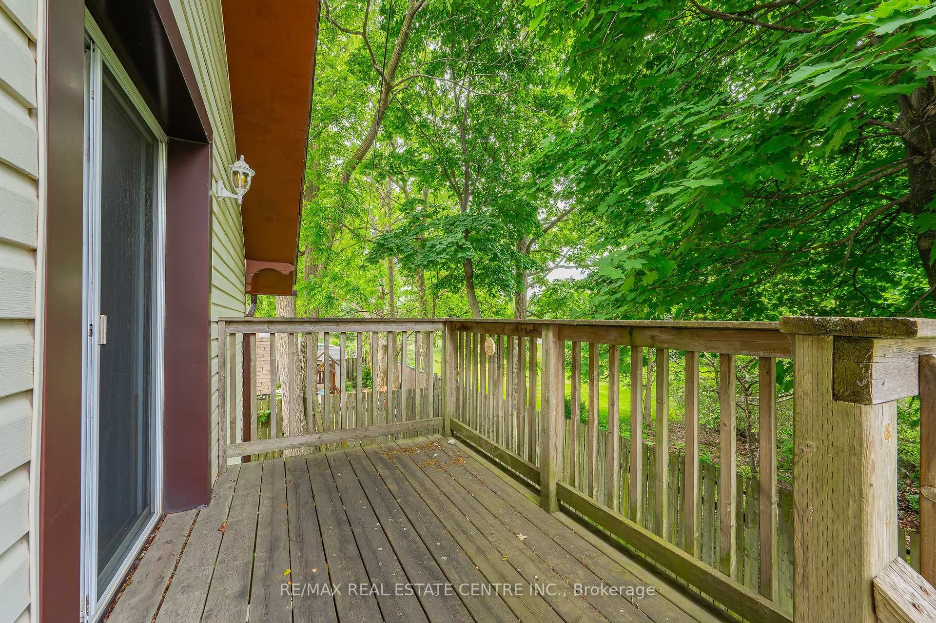 5024 Stamford Street photo 30