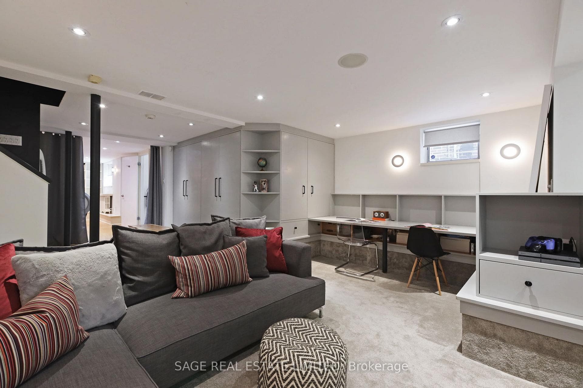 56 Glengrove Avenue photo 27