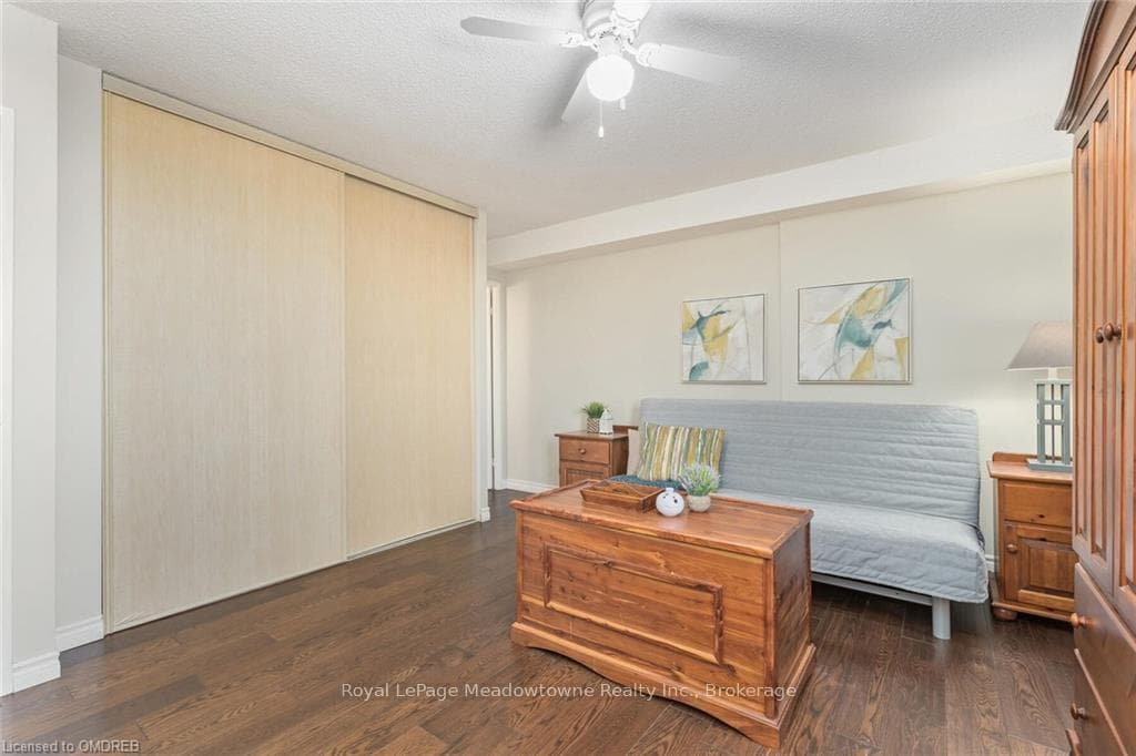 81 MILLSIDE Drive Unit 802 photo 19