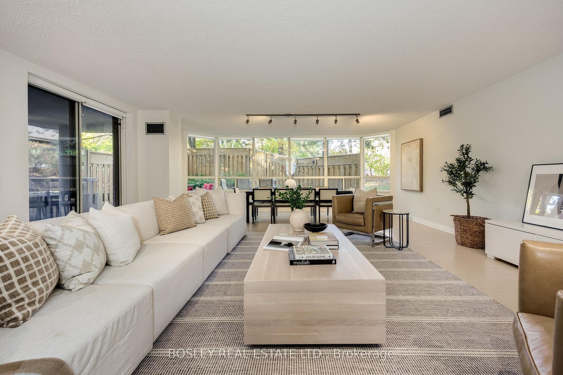 1200 Don Mills Road Unit 115 photo 3