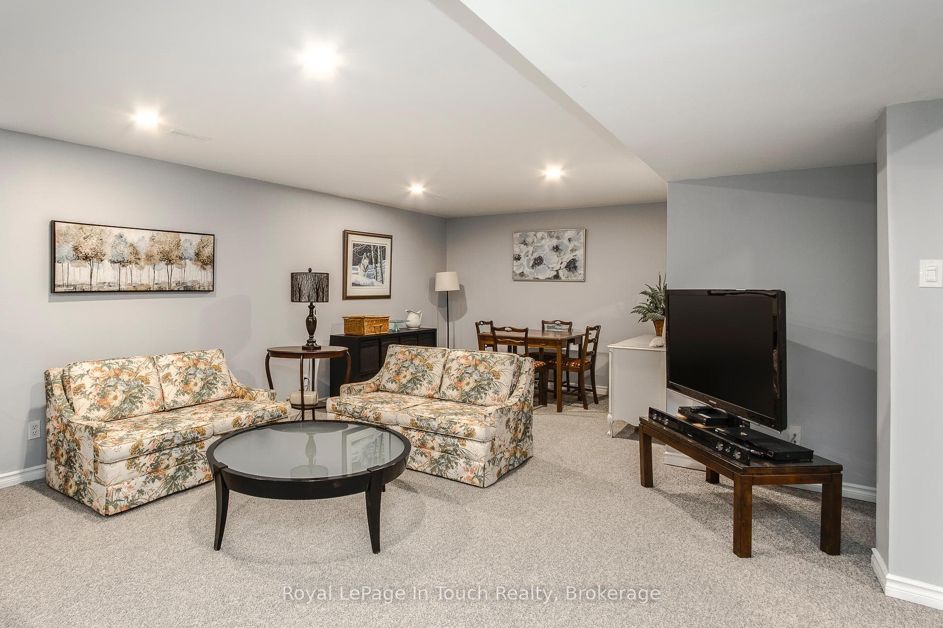 90 Burke Street Unit 2 photo 26