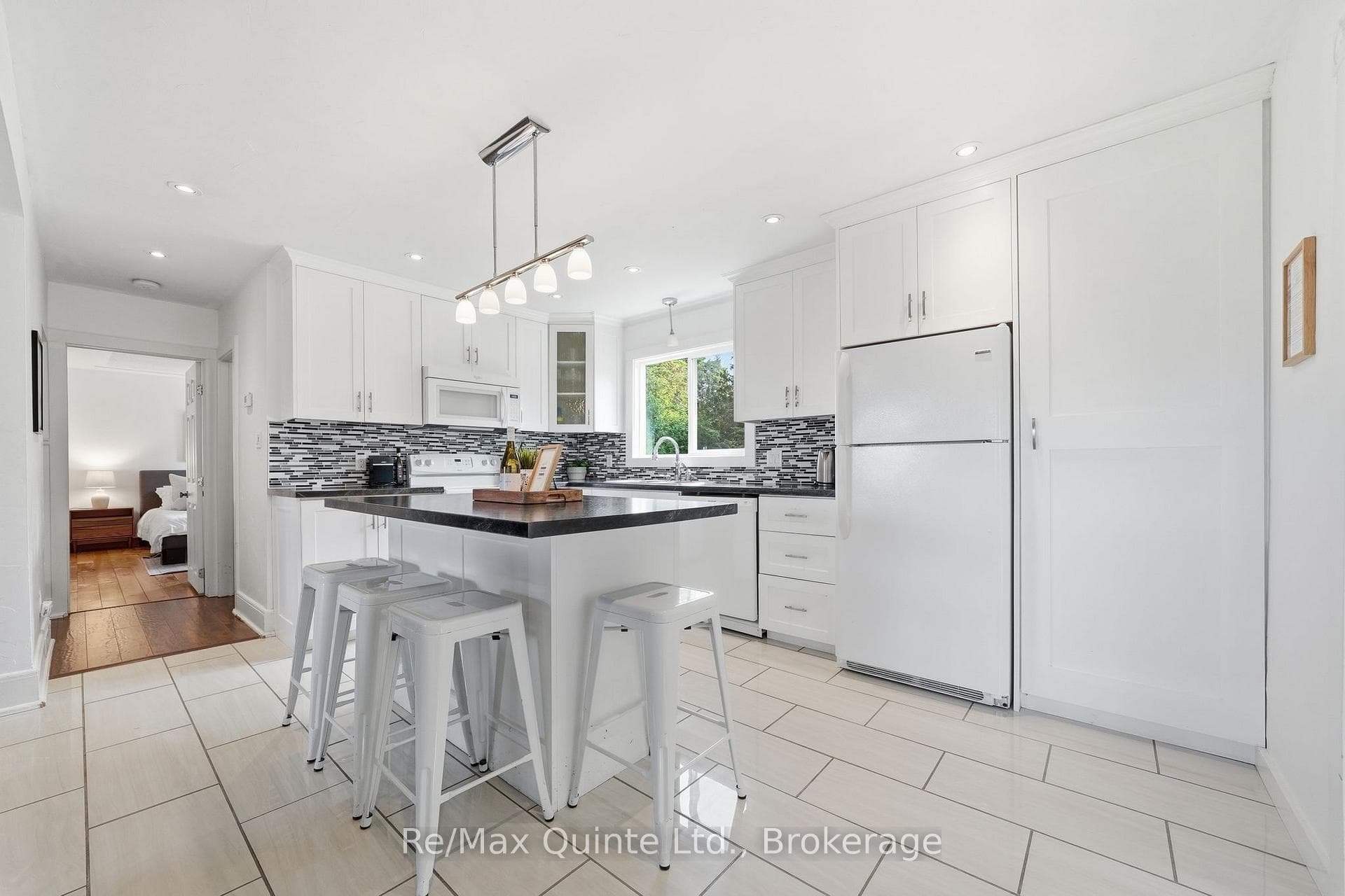 6 Grays Lane photo 19