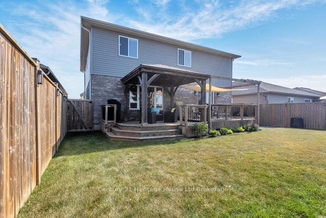 83 Walker Road photo 38