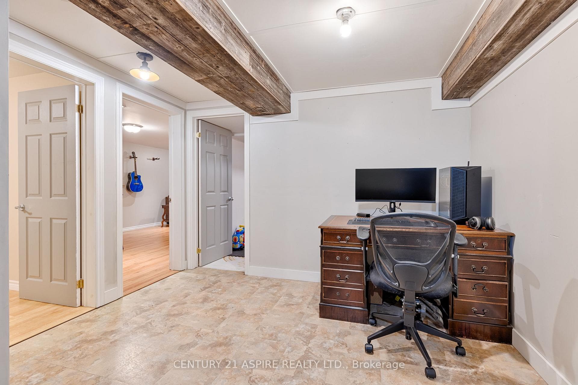 22 Harris Crescent photo 23