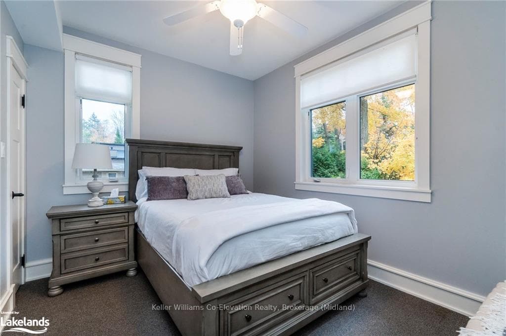 1749 CHAMPLAIN Road photo 20